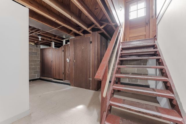 17 Angle Road, Michiana Shores, IN 46360