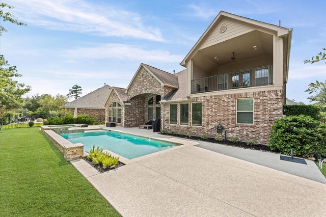 10 Cayuga Pond Court, The Woodlands, TX 77389