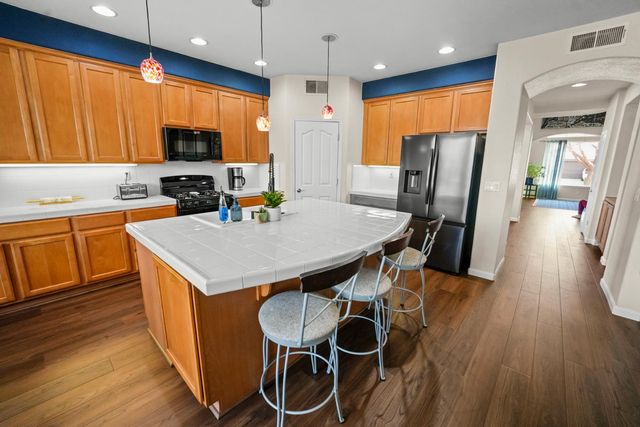 6748 Cherry Ridge Circle, Roseville, CA 95678