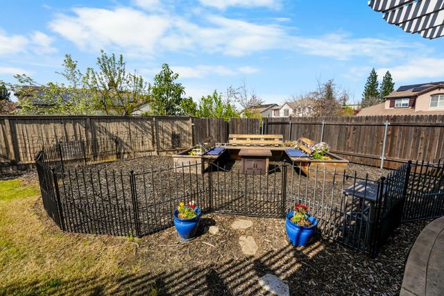 6748 Cherry Ridge Circle, Roseville, CA 95678