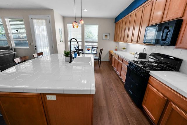 6748 Cherry Ridge Circle, Roseville, CA 95678