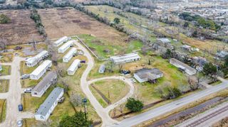 1300 N Battlebell Road, Highlands, TX 77562