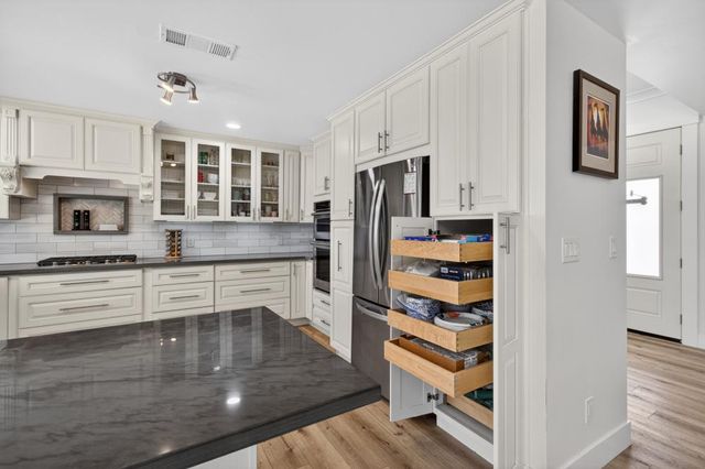 4312 Vista De Lago Way, Fair Oaks, CA 95628