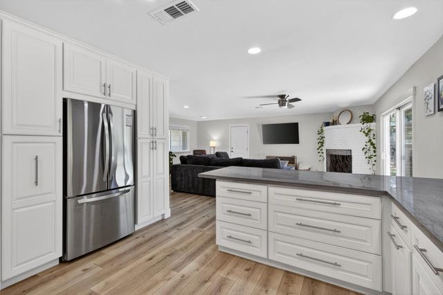 4312 Vista De Lago Way, Fair Oaks, CA 95628