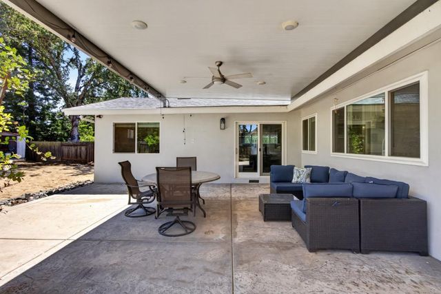 4312 Vista De Lago Way, Fair Oaks, CA 95628