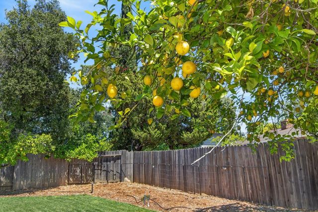 4312 Vista De Lago Way, Fair Oaks, CA 95628