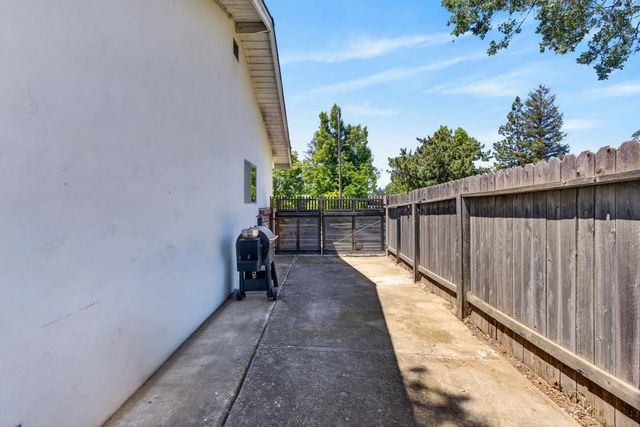 4312 Vista De Lago Way, Fair Oaks, CA 95628