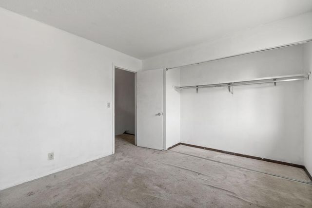 5648 Brookdale Drive N, Brooklyn Park, MN 55443