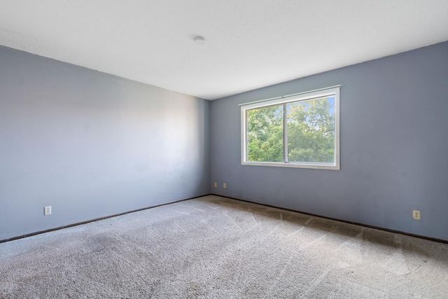 5648 Brookdale Drive N, Brooklyn Park, MN 55443