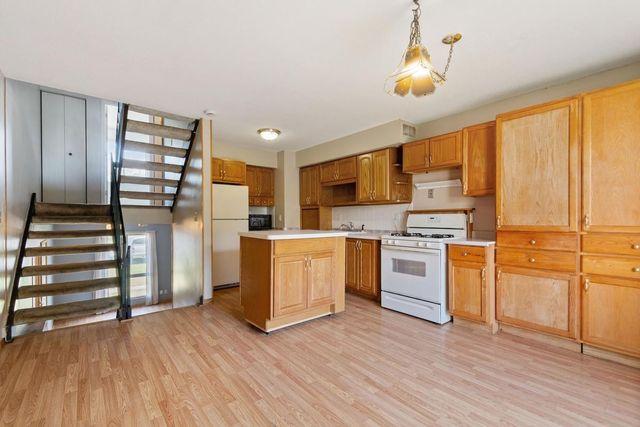 5648 Brookdale Drive N, Brooklyn Park, MN 55443