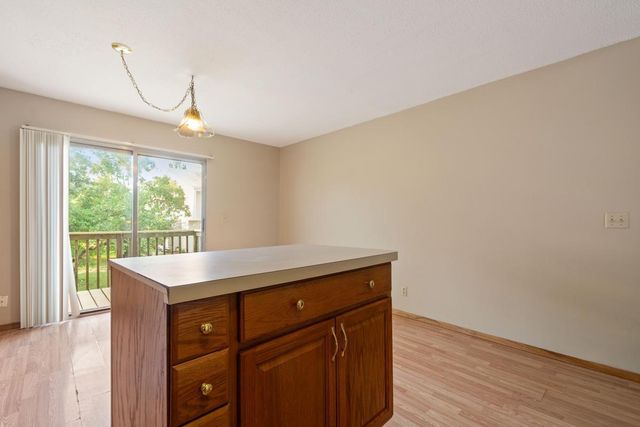 5648 Brookdale Drive N, Brooklyn Park, MN 55443