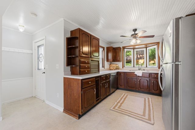 2098 N Westridge Ct., Wichita, KS 67203