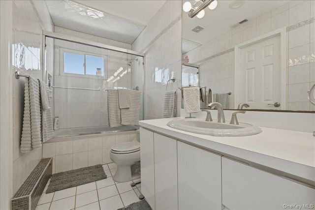 3671 Bayview Street, Seaford, NY 11783