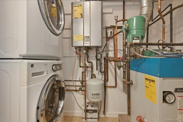 3671 Bayview Street, Seaford, NY 11783