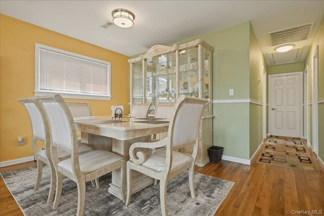 3671 Bayview Street, Seaford, NY 11783