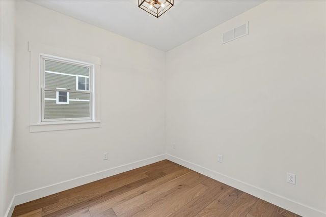 6 Foxtrot Lane, Monticello, IL 61856