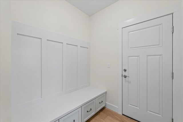 6 Foxtrot Lane, Monticello, IL 61856