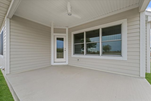 6 Foxtrot Lane, Monticello, IL 61856