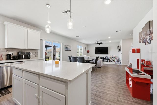 5568 KEATON SPRINGS DRIVE, Lakeland, FL 33811
