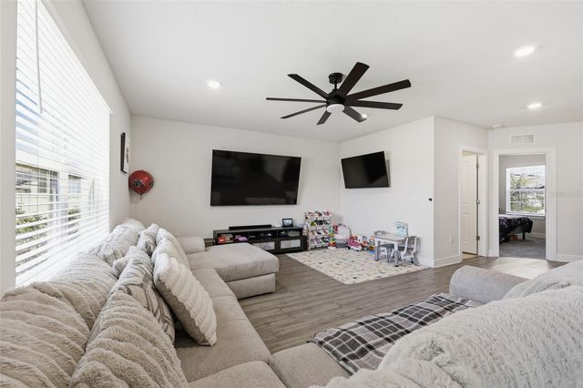 5568 KEATON SPRINGS DRIVE, Lakeland, FL 33811
