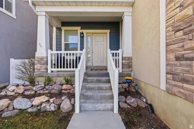 4927 W YELLOW TOPAZ DR, Herriman, UT 84096