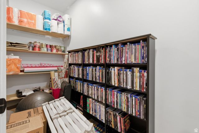 4927 W YELLOW TOPAZ DR, Herriman, UT 84096