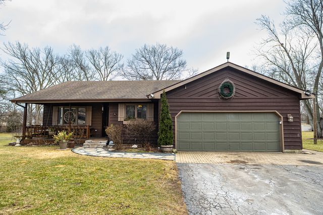1403 W Beach Road, Waukegan, IL 60087
