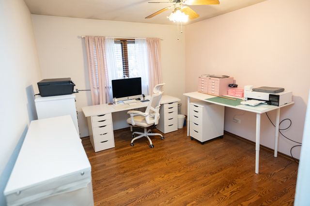 1403 W Beach Road, Waukegan, IL 60087