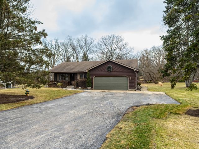 1403 W Beach Road, Waukegan, IL 60087