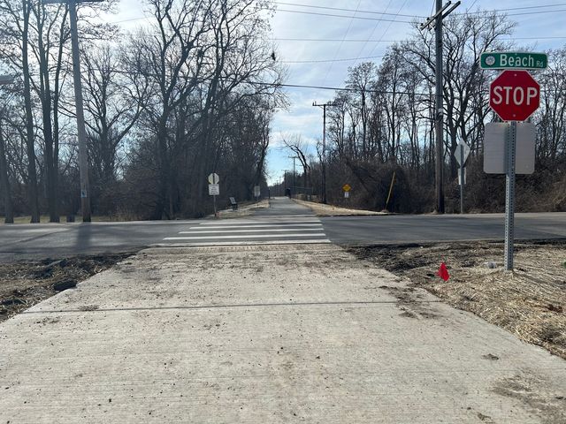 1403 W Beach Road, Waukegan, IL 60087