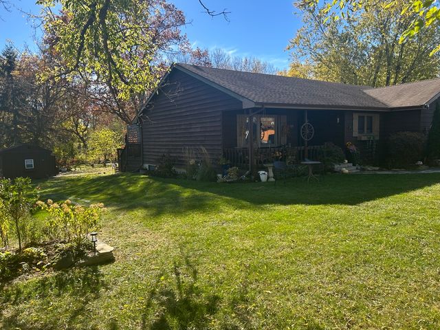 1403 W Beach Road, Waukegan, IL 60087