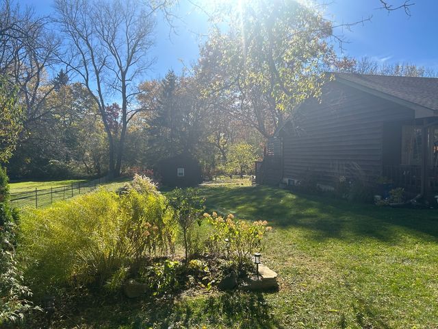 1403 W Beach Road, Waukegan, IL 60087