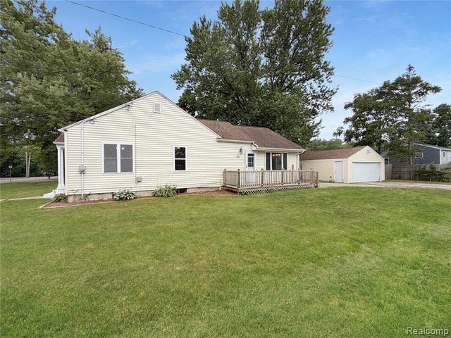 1380 Audrey Street, Burton, MI 48509
