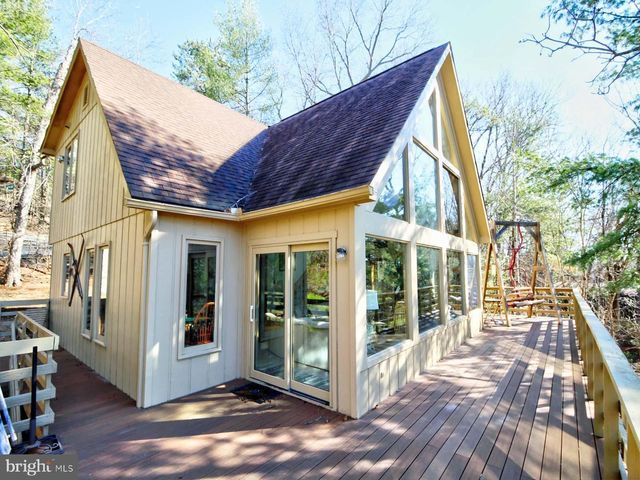 51 FORREST ST, Basye, VA 22810