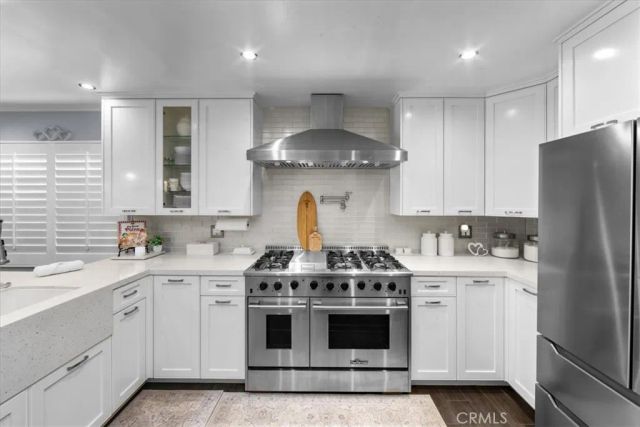 23549 Cherry, Newhall, CA 91321