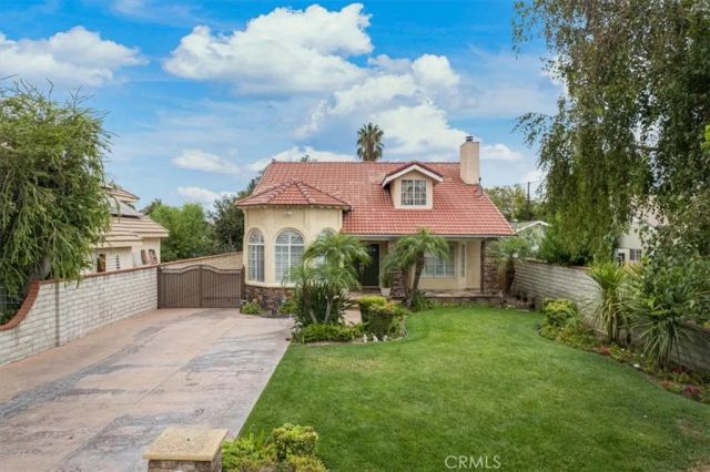23549 Cherry, Newhall, CA 91321