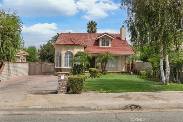 23549 Cherry, Newhall, CA 91321
