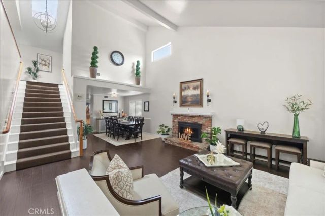 23549 Cherry, Newhall, CA 91321