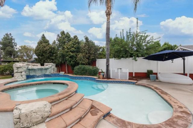 23549 Cherry, Newhall, CA 91321