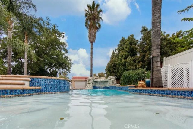 23549 Cherry, Newhall, CA 91321