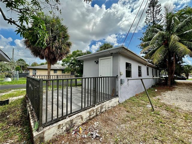 729 NW 19th Ave b, Fort Lauderdale, FL 33311