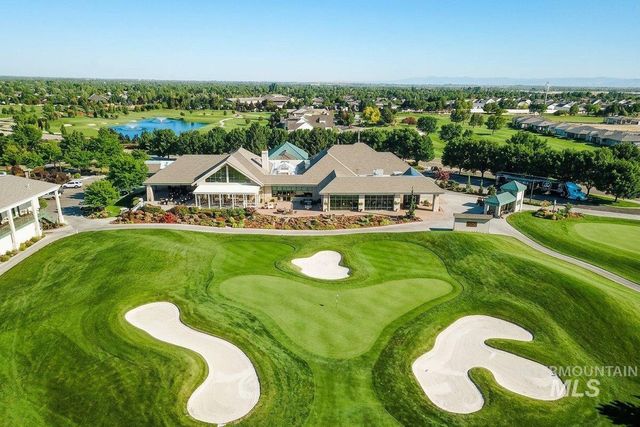 4522 W Sugar Tree Dr, Meridian, ID 83646