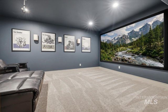 4522 W Sugar Tree Dr, Meridian, ID 83646