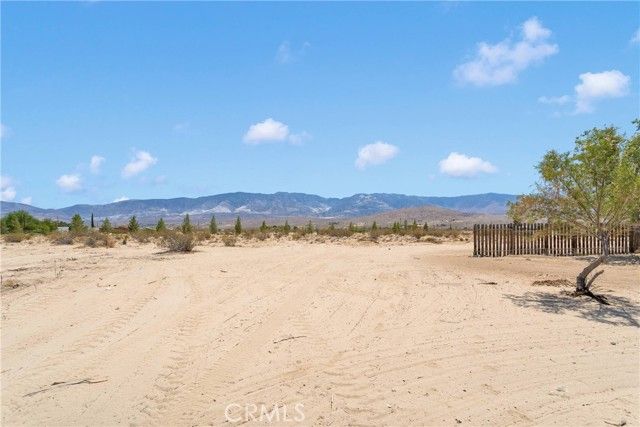 35025 El Dorado Street, Lucerne Valley, CA 92356