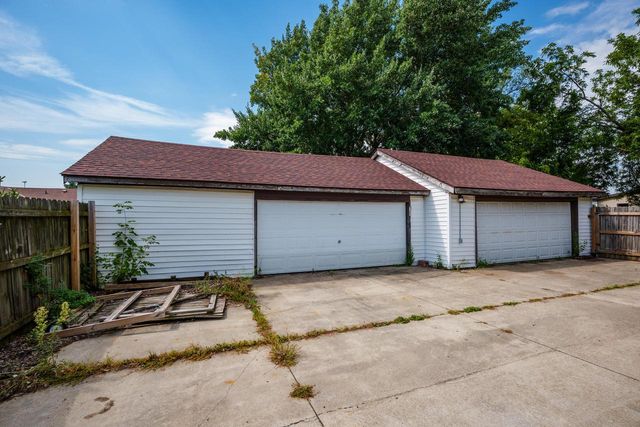 12130 Spring STREET, Sturtevant, WI 53177