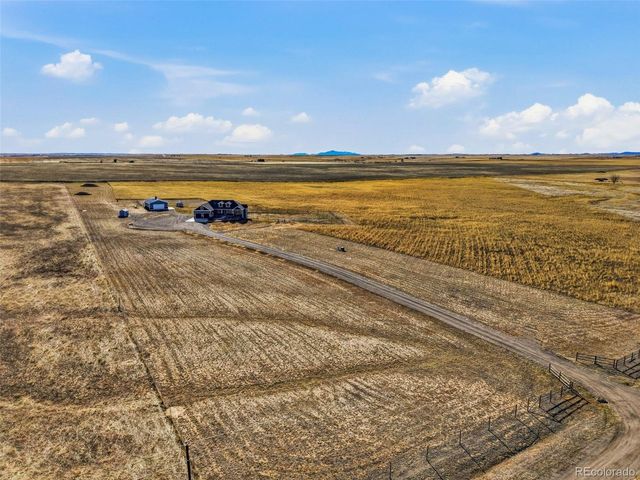 50950 E Maplewood Pl, Bennett, CO 80102