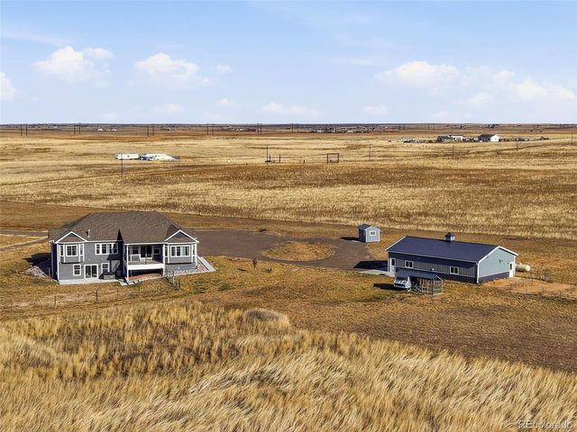 50950 E Maplewood Pl, Bennett, CO 80102