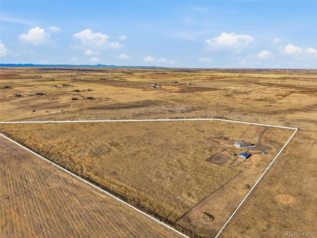 50950 E Maplewood Pl, Bennett, CO 80102