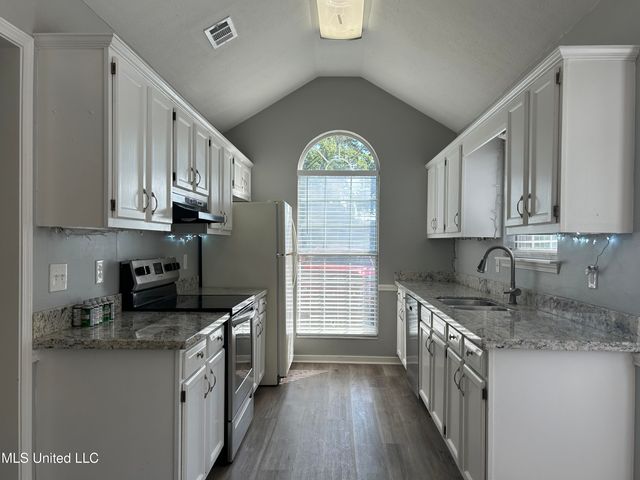 412 Stonecreek Drive, Brandon, MS 39042