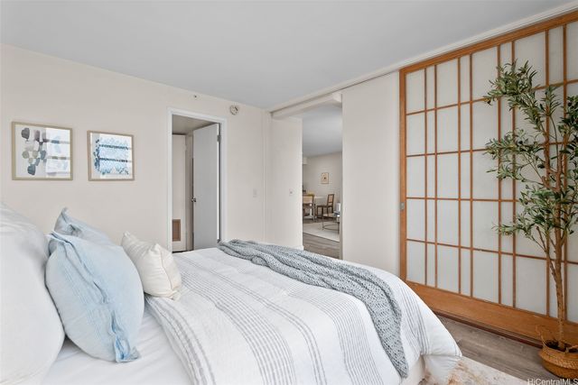 750 Kaheka Street 1007, Honolulu, HI 96814